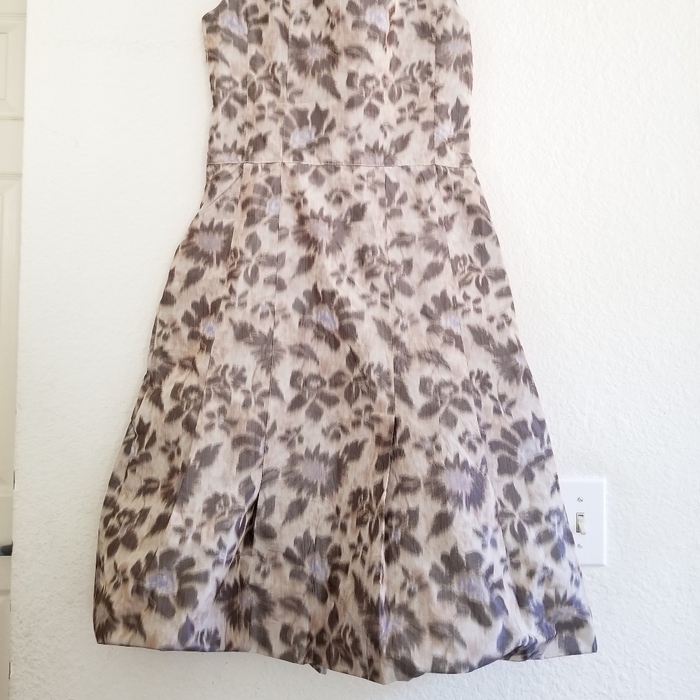 Caractere Floral Folded Bottom Sleeveless Dress Gray Size 4 - Picture 2 of 6